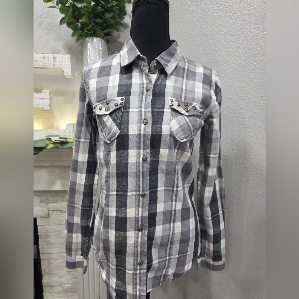 Selena Gomez Black and White Plaid Shirt